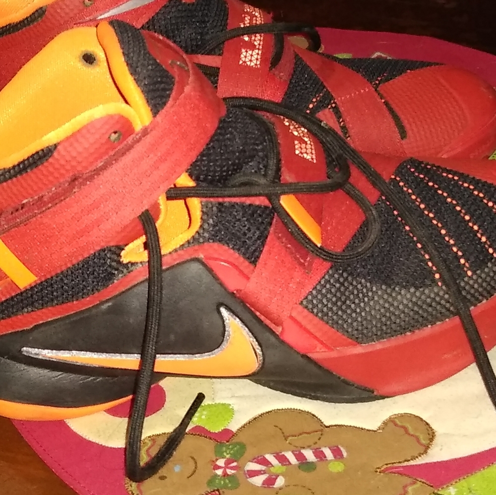 Nike shoes